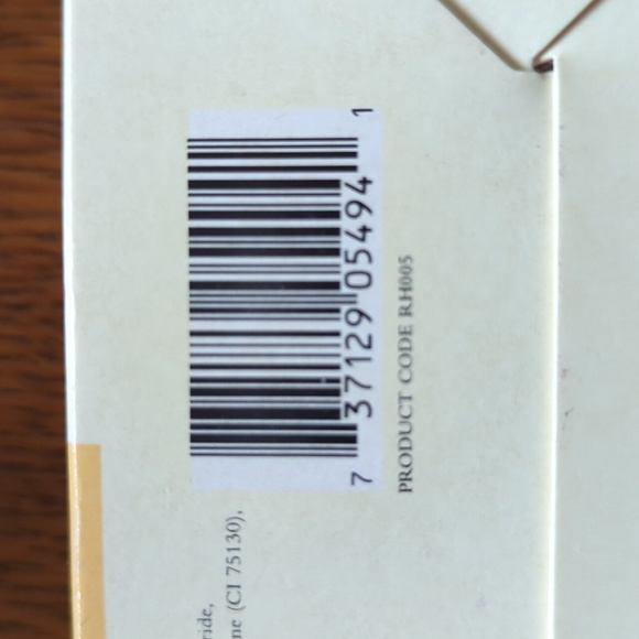 Russell & Co.: Honey & Orange Blossom, Vegetable Soaps - Picture 4 of 4